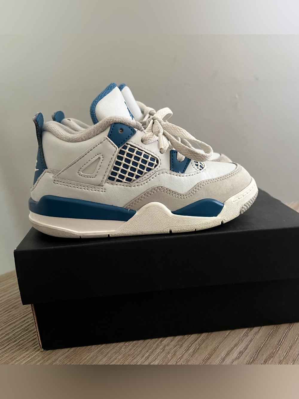 Jordan 4 Retro 9c